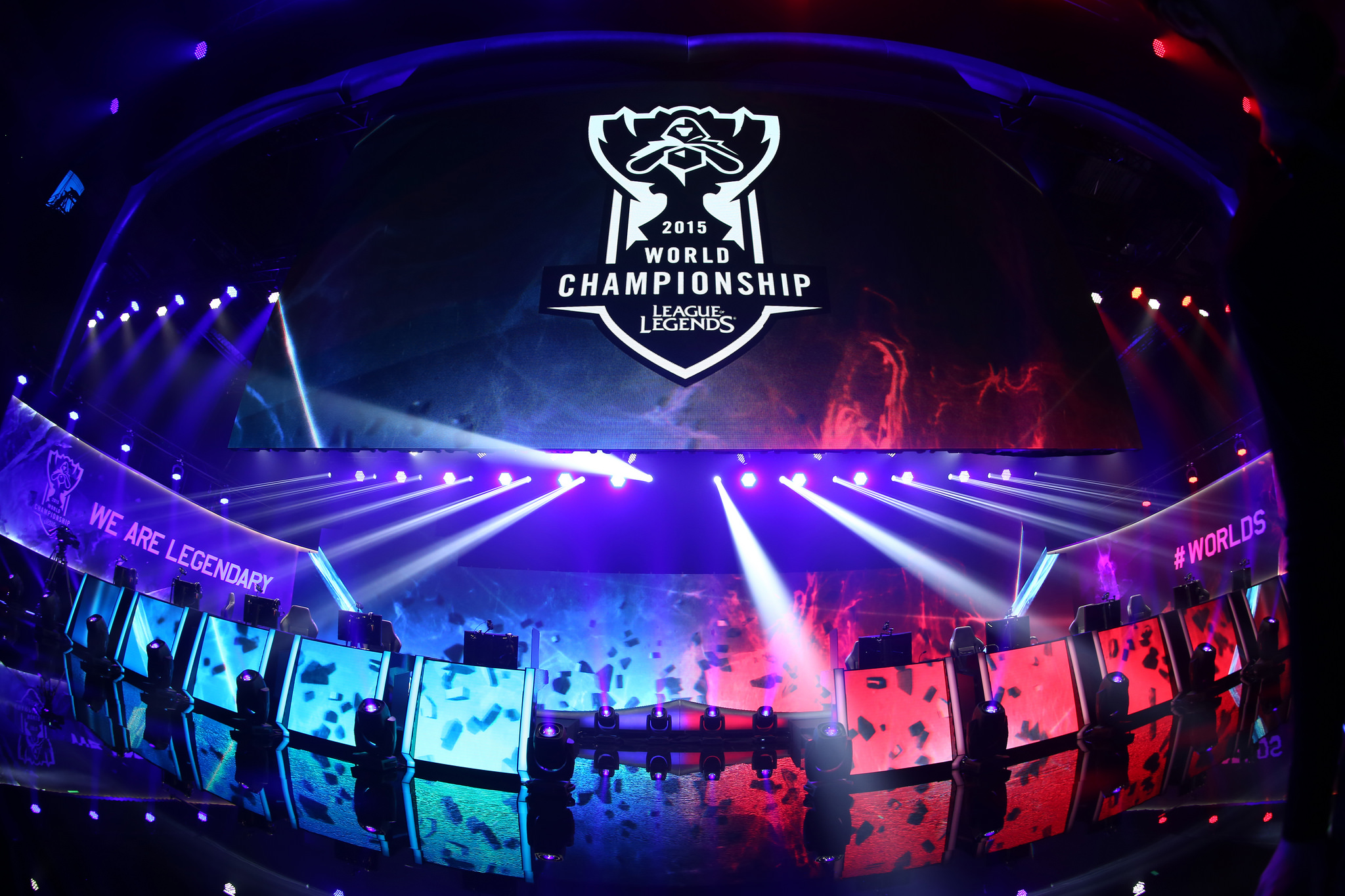 V5正式官宣：Rookie加入队伍