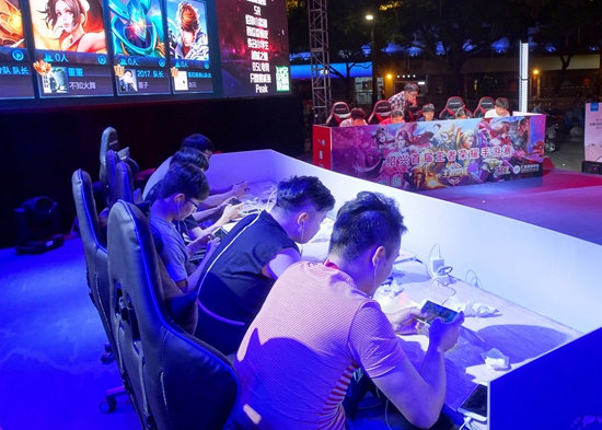 前10名最佳 CS2 选手在ESL职业联赛第21季第二阶段